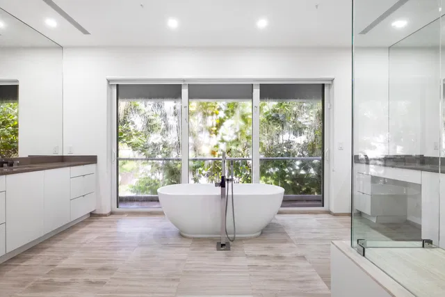 North End Palm Beach Residence photo 14