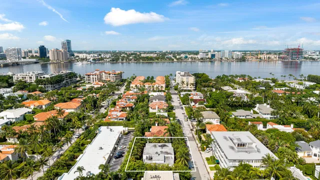North End Palm Beach Residence photo 21
