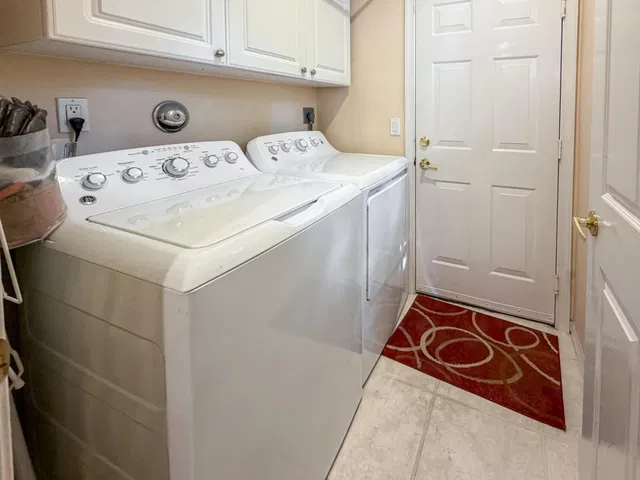 Residence photo 8