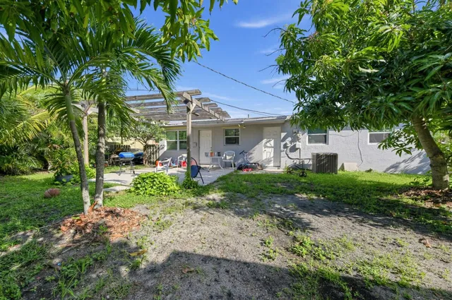 Residence photo 3