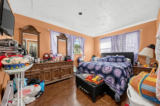 Residence photo 6