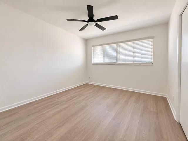 Village of North Palm Beach Unit 2 photo 9
