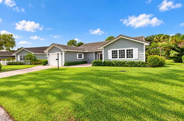 Residence photo 2