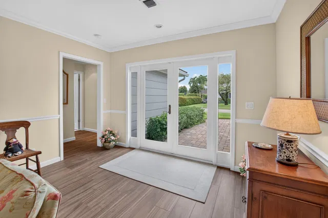 Residence photo 9