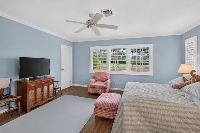 Residence photo 28