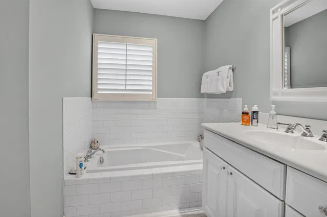 Residence photo 32