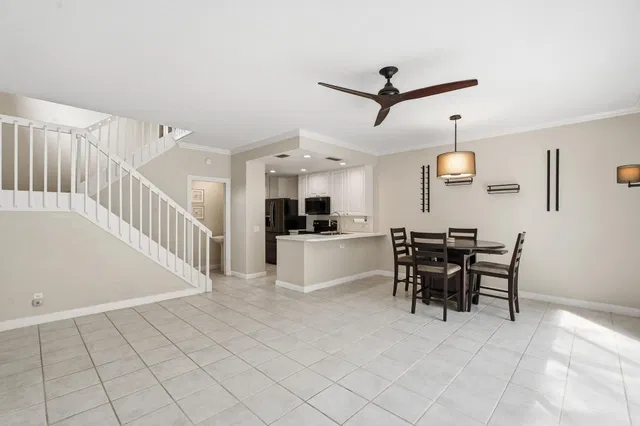 Residence photo 12