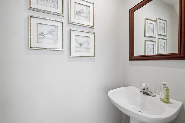 Residence photo 25