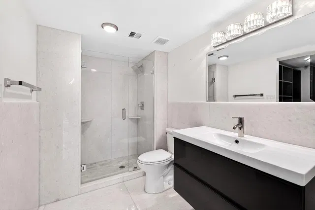 Unit 105 photo 10