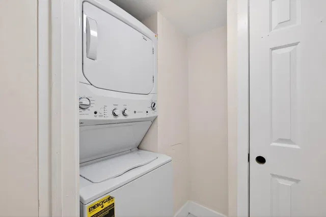 Unit 105 photo 13