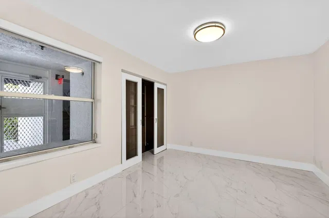 Unit 105 photo 14
