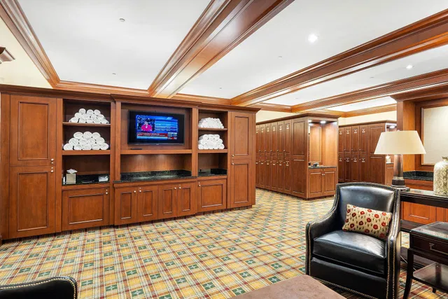 Residence photo 68
