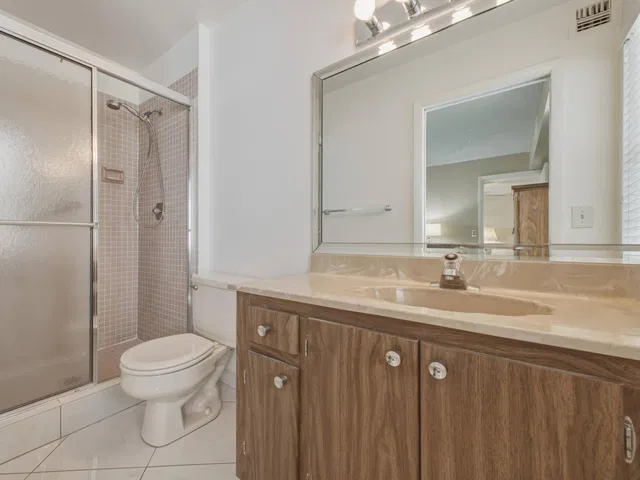  Residence photo 11