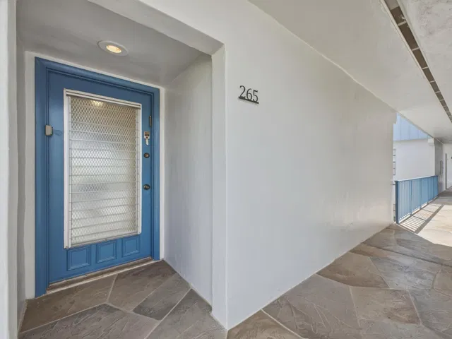  Residence photo 23