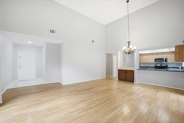  Residence photo 7