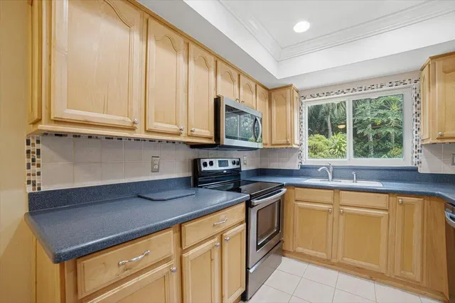  Residence photo 11
