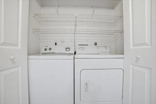 Residence photo 23