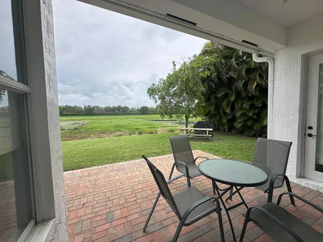Residence photo 26