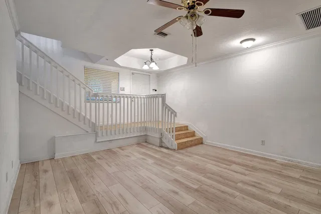 Residence photo 8