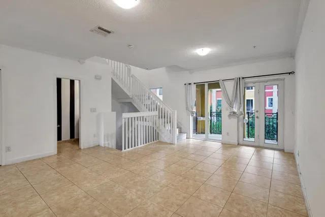 Residence photo 11