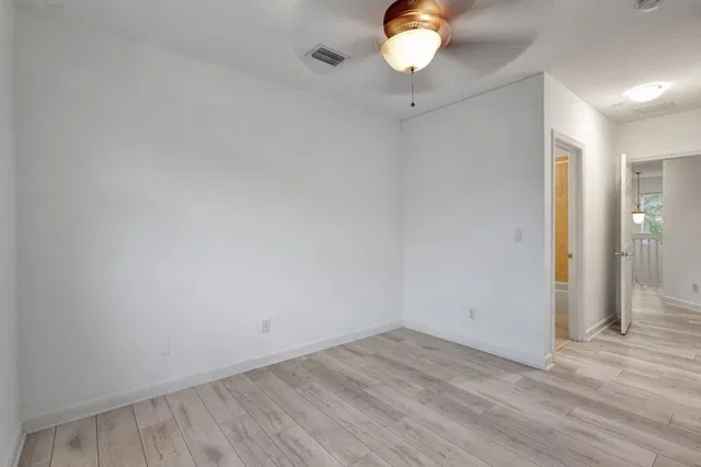 Residence photo 31