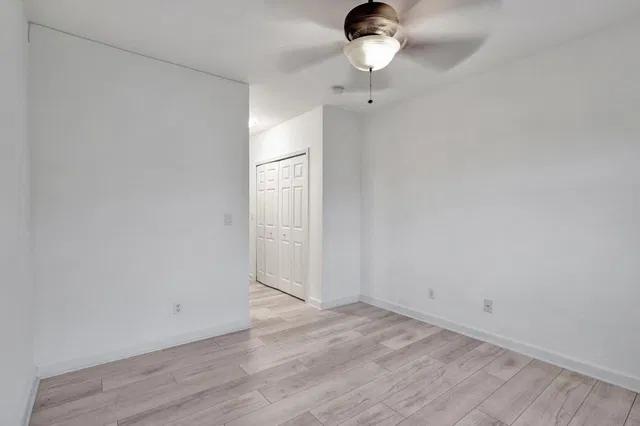 Residence photo 32