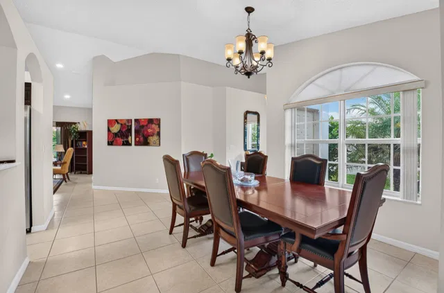 Residence photo 5