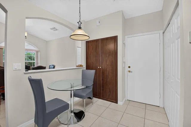 Residence photo 9