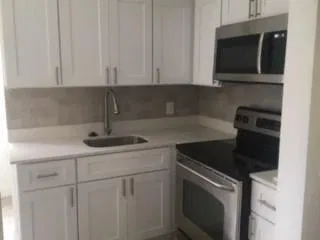 Unit C photo 5