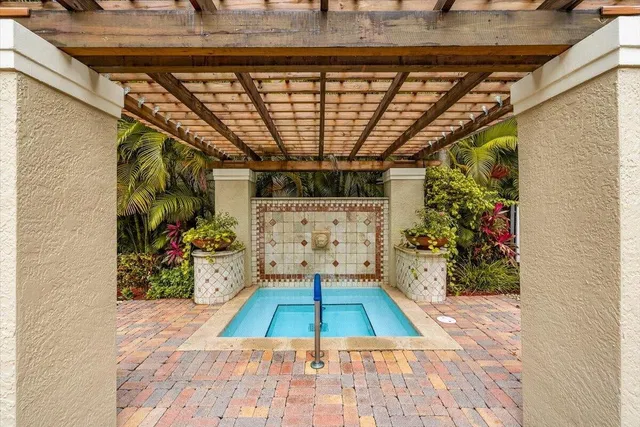 Courtyards in Cityplace Unit 204 photo 19