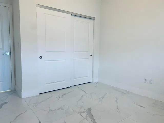 Residence photo 22