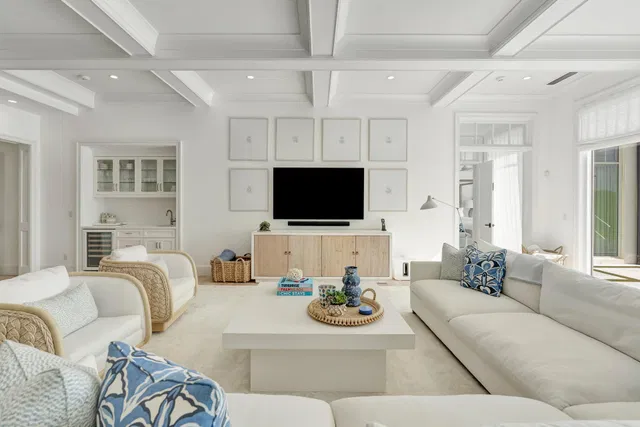 Admirals Cove Residence photo 9