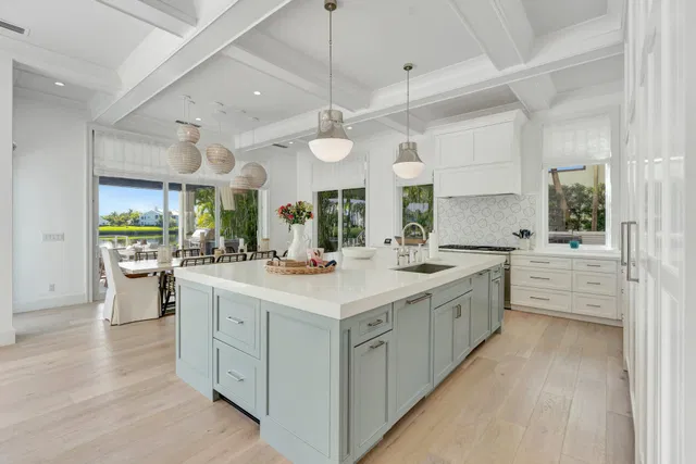 Admirals Cove Residence photo 15