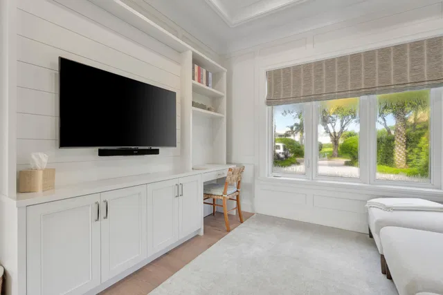 Admirals Cove Residence photo 21