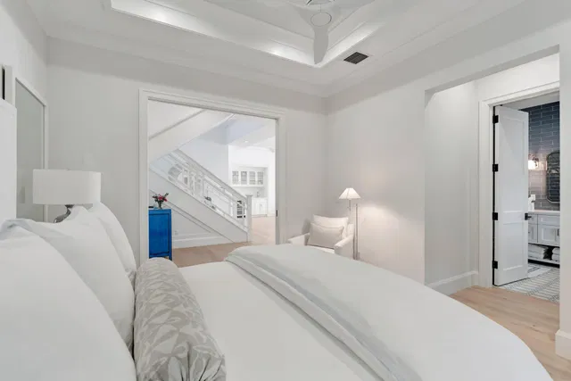 Admirals Cove Residence photo 36