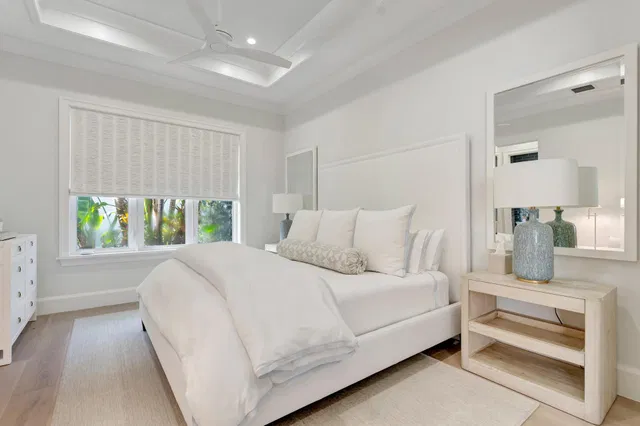 Admirals Cove Residence photo 37