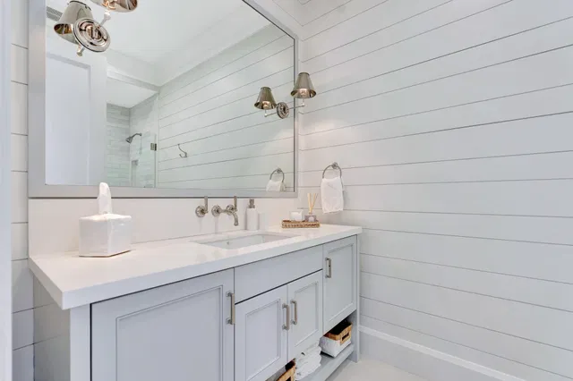 Admirals Cove Residence photo 53