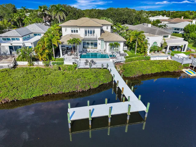 Admirals Cove Residence photo 73