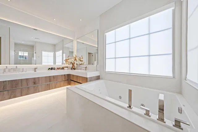 Evergrene Palm Beach Gardens Residence photo 23