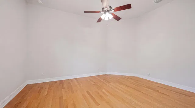 Residence photo 22