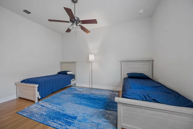 Residence photo 23