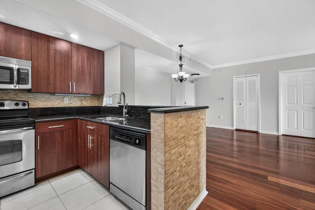 Residences at Midtown Palm Beach Gardens Unit 1316 photo 9