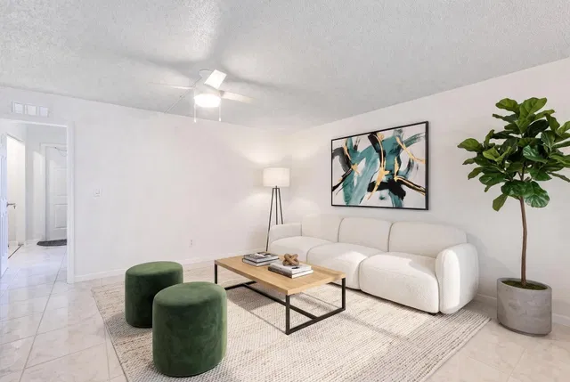 Unit Apt 107 photo 3