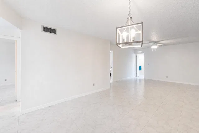 Unit Apt 107 photo 7