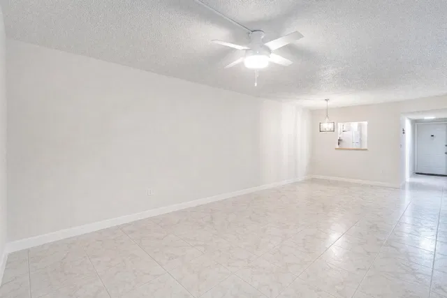 Unit Apt 107 photo 9