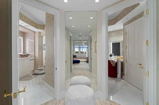 One Watermark Place Unit 204 photo 16