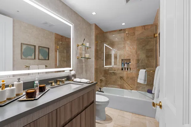 One Watermark Place Unit 204 photo 29