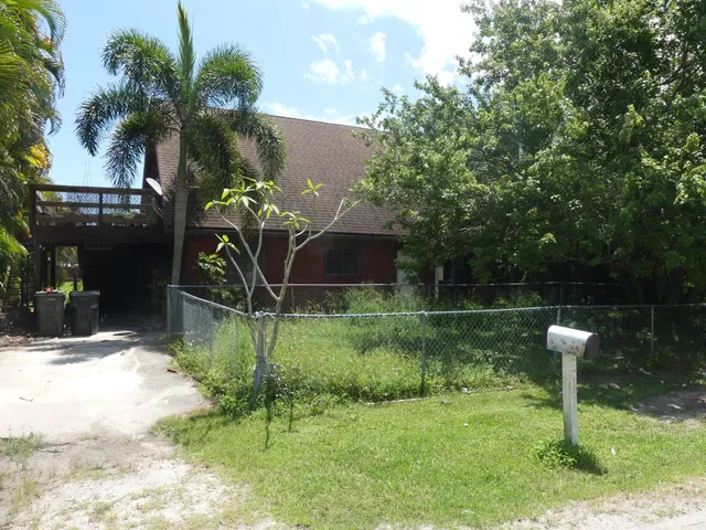 Residence photo 9