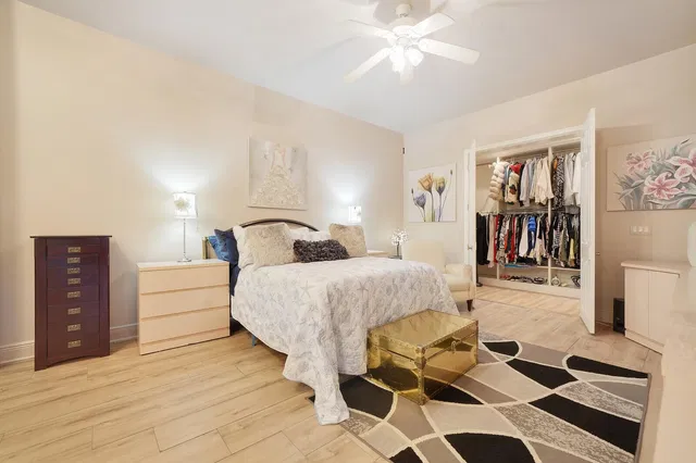 Residence photo 24