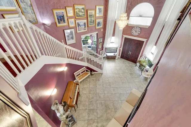 Residence photo 52